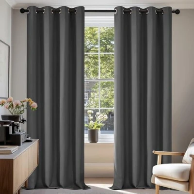 Afbeelding van Deconovo warmte isolerende verduisteringsgordijnen, 135 x 240 cm (breedte hoogte), voor woonkamer en slaapkamer, modern design met zeilringen, donkergrijs, 2 stuks
