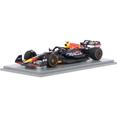 Afbeelding van Red Bull Racing RB18 Spark Modelauto 1:43 2022 Sergio Perez ORACLE S8560 Singapore
