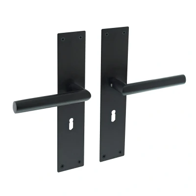 Afbeelding van Intersteel Deurkruk Jura met schild 250x55x2mm sleutelgat 56mm zwart
