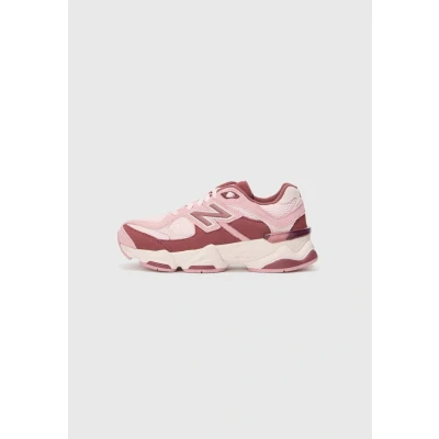 Afbeelding van New Balance GC9060 Unisex Sneakers laag voor kinderen, Maat: 38.5, Pink granite Kunststof/textiel/leer