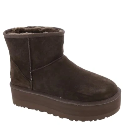 Afbeelding van UGG Classic MINI Platform Enkellaarsjes met plateauzool, Dames, Maat: 39, Burnt cedar Veloursleer