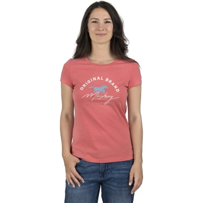 Afbeelding van Mustang Dames T shirt Alexia C Logo slim fit Rood M ronde hals Volwassenen Basic met korte mouwen en gemaakt van 100% katoen