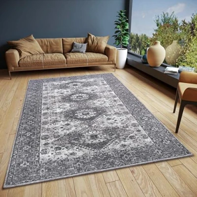 Afbeelding van Laagpolig Vloerkleed Pare 120x180cm Grijs 123vloerkleed.nl is de online webshop voor vloerkleden en woonaccessoires.