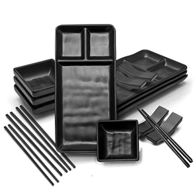 Afbeelding van GOLIBER Japanse Melamine Sushi Gerechten Zwarte Set (16 stuks) Bevat 4 Gerechten, Sauskommen, Eetstokjes en Dienblad Aziatische (Zwart)