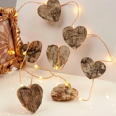 Afbeelding van hellum Led lichtketting met houten decoratie, 20 leds, warmwit, werkt op batterijen (3AA), 10 harten, lichtlengte: 145 cm, voor Valentijnsdag, bruiloft, verjaardag, Moederdag, decoratie 520453