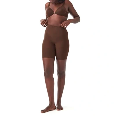 Image de Spanx Short Power pour femme, noisette, M