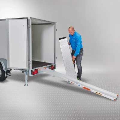 Afbeelding van Uitschuifbare oprijplaat extra breed 240 cm