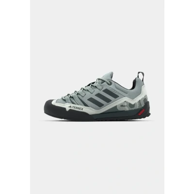 Afbeelding van Adidas Terrex Swift SOLO Hiking Sneakers laag, Heren, Maat: 36, Silver green/legend ivy/linen green Kunststof/ textiel