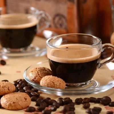 Afbeelding van Pasabahce Basic Set Espresso kopjes + Schoteltjes Türk Kahve Fincan Takımı 90 ml 12 delig
