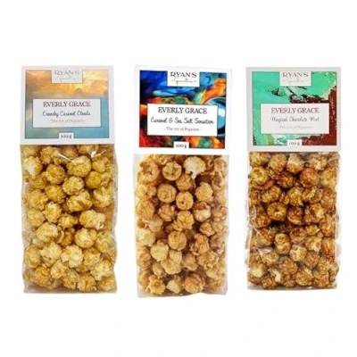Afbeelding van Everly Grace Popcorn Spring Bundle Caramel &amp; Sea Salt Sensation, Crunchy Clouds, Magical Chocolate Mint, 100 g popcornzakjes uit onze fabriek in Augsburg, Duitsland