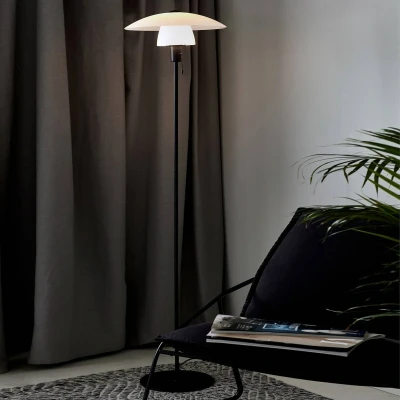 Afbeelding van Vloerlamp Verona, frame zwart, kap opaal