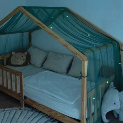 Afbeelding van lilimaus bedhemel met lichtgevende sterren Decoratieve Cadeau voor meisjes en jongens Gordijnen kinderbedden 90 x 200 cm 120 Lichtsterren slaapkamer