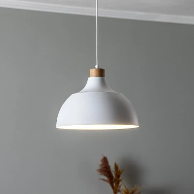 Afbeelding van Envostar hanglamp Kaitt, houtdetail, Ø 34 cm, wit