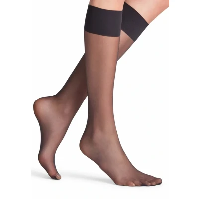 Afbeelding van Falke dames Pure Matt pantysokken in 20 denier de kleur Zwart, maat: 39/42