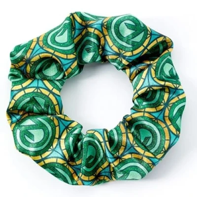 Afbeelding van The Carat Shop Wicked Oz Logo haar Scrunchie