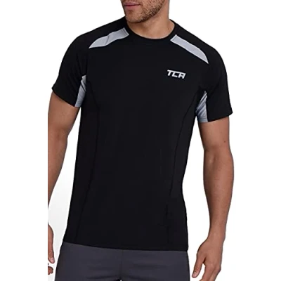 Afbeelding van TCA Quickdry sport en hardloopshirt voor heren met korte mouwen, zwart.