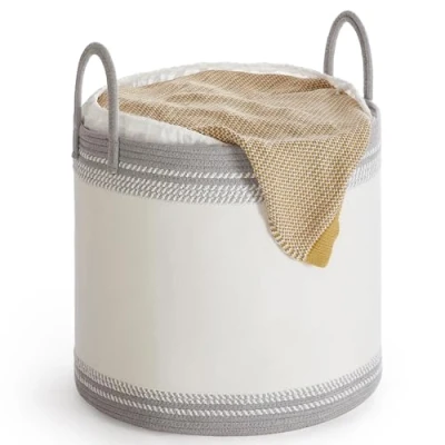 Afbeelding van SONGMICS Wasmand, 90 l, opbergmand met deksel, katoenen touw, handvat, trekkoord, voor kleding, dekens, woonkamer, 50 x 46 cm, duifgrijs RLH090G01