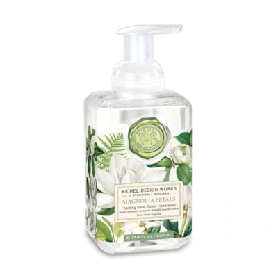 Afbeelding van Michel design Works Handzeep van schuim, 40 ml, geur en magnolia bloemblaadjes, sheaboter aloë vera mix, mooie vierkante container met pomp