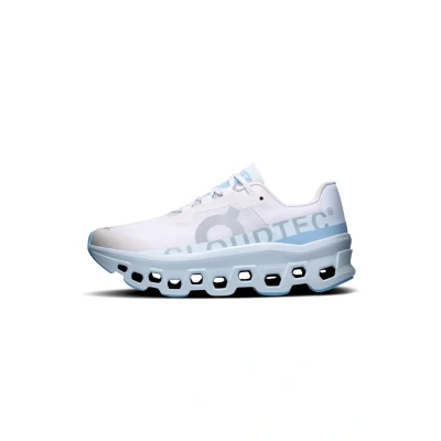 Afbeelding van On dames Cloudmonster sneaker met mesh details in de kleur Lichtblauw, maat: 38