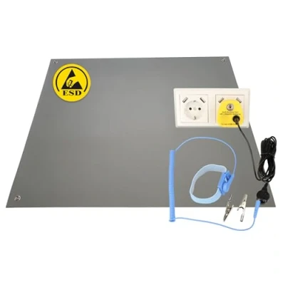 Afbeelding van Minadax ESD Premium antistatische computertafelmat, 60 x 30 cm, met armband + 2,4 m verlenging aardingsstekker