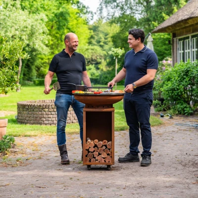 Afbeelding van RJRoyal Living Plancha BBQ Camarada volledig Cortenstaal met 8 mm 70cmØ conische Bakplaat