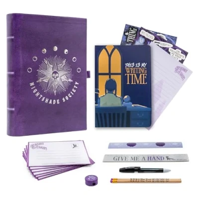 Afbeelding van Wednesday schrijfwarenset Nightshade Society boek box cadeauset