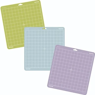 Afbeelding van Craftelier 3 delige snijmatset met standaard hechting, licht en robuust geschikt voor Cricut Silhouette machines Grootte 30,5 x cm (12&quot; 12&quot;) kleuren groen, paars of blauw