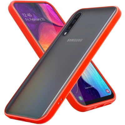 Afbeelding van Cadorabo Hoesje geschikt voor Samsung Galaxy A70 / A70s in Mat Rood Zwarte Knopen Hybride beschermhoes met TPU siliconen Case Cover binnenkant en matte plastic achterkant