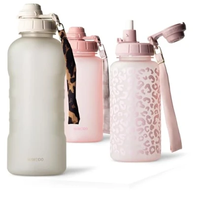 Afbeelding van MAMEIDO Drinkfles, 2 l, met rietje en motivatietijdmarkering, sportfles polsband, waterdichte kinderfles, BPA vrije waterfles, waterfles (ivoorbeige, 2000 ml)
