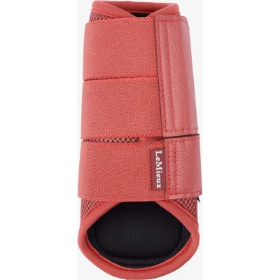 Afbeelding van LeMieux Pijpkousen Arika Mesh Cranberry L Agradi.be