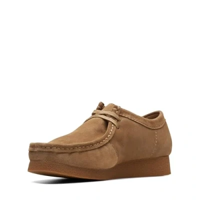 Afbeelding van CLARKS WallabeeEVO Heren Veterschoenen Suede Bruin