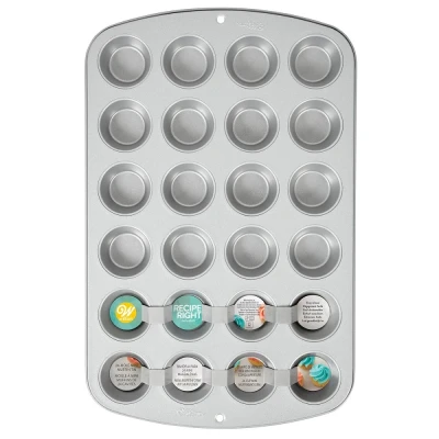 Afbeelding van Wilton Cupcake bakvorm voor 24 mini Cupcakes