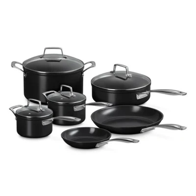 Afbeelding van Le Creuset Pannenset Essential Non Stick Ceramic 6 Delig Voor alle warmtebronnen PFOA &amp; PFAS vrij