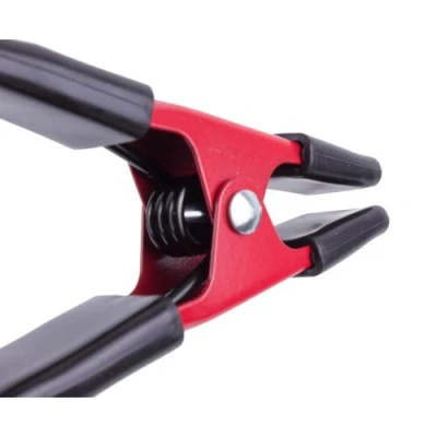 Afbeelding van Benson Zeilklem Marktklem 10 cm Rood met Beschermdoppen