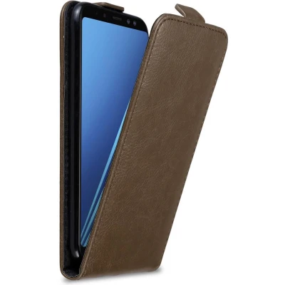 Afbeelding van Cadorabo Hoesje geschikt voor Samsung Galaxy A8 2018 in KOFFIE BRUIN Beschermhoes flip design Case Cover met magnetische sluiting