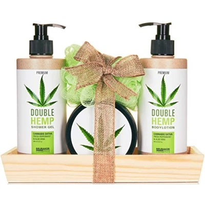 Afbeelding van BRUBAKER Cosmetics Hennepzaadolie Douche en Verzorgingsset Verse Munt &amp; Aloë Vera Cadeautip Vrouw Cadeau Idee met Houten dienblad