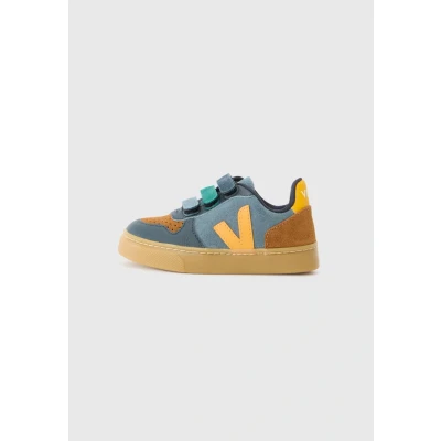 Afbeelding van Veja Small V 10, California Ouro Natural, 28 EU