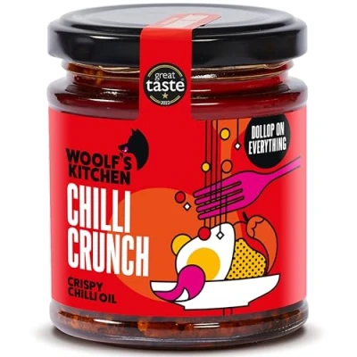 Afbeelding van The Woolf&#039;s Kitchen Knapperige Chili Olie Een knapperige, zoute en kruidige specerijen voor de smaak rijst, pasta, hamburgers sprongen Aziatische Thaise levensmiddelen 190 ml