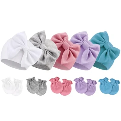 Afbeelding van DREESHOW Babymutsen en beschermende handschoenen van katoen, 5 stuks mutsen paar bijpassende met klittenbandsluiting voor kinderen, baby&#039;s, meisjes jongens (0 3 maanden)