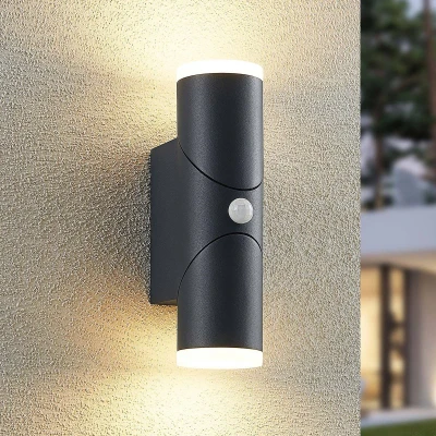 Afbeelding van Lindby Aspyn LED buitenwandlamp, 2 lamps, sensor