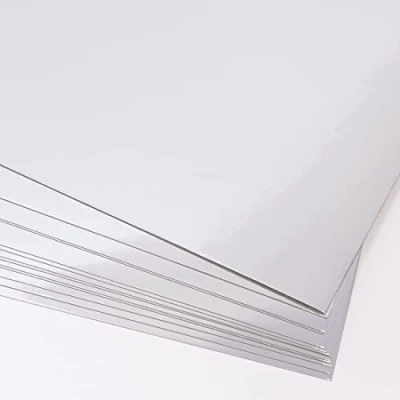 Afbeelding van Craftelier 15 vellen metallic kaartpapier, ideaal materiaal voor kaartprojecten, scrapbooking en knutselwerk; gewicht: 250 g/m². Afmetingen: 30,5 x cm. Kleur: