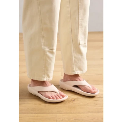 Afbeelding van Crocs Mellow Recovery Teensandalen, Dames, Maat: 38/39, Quartz Kunststof