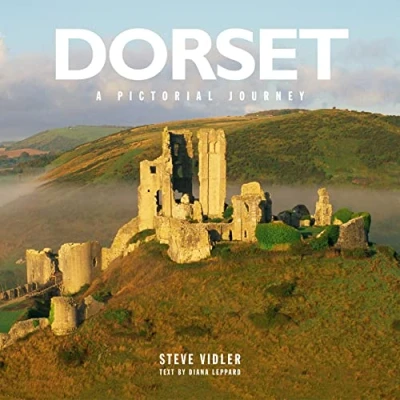 Afbeelding van Dorset: A Pictorial Journey
