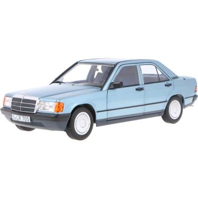 Afbeelding van De 1:18 Diecast Modelauto van Mercedes Benz 190E uit 1984 in lichtblauw. fabrikant het schaalmodel is Norev. Dit model alleen online verkrijgbaar.