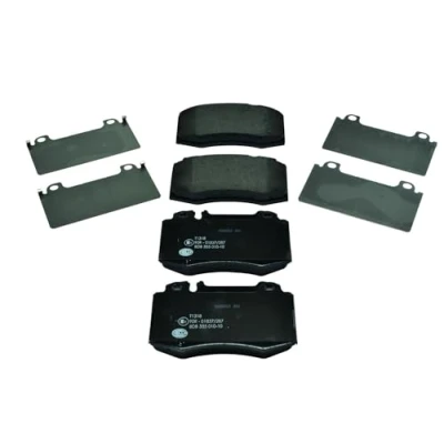 Afbeelding van HELLA 8DB 355 010 101 Remblokkenset Geschikt voor slijtage waarschuwingscontact MERCEDES BENZ: E Class Saloon, C T modell