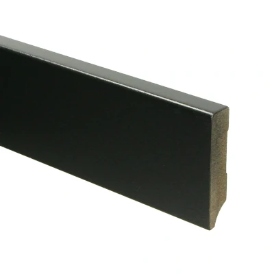Afbeelding van PVC MDF Moderne plint 70x15 Zwart voorgelakt RAL 9005 Vloer Lab21