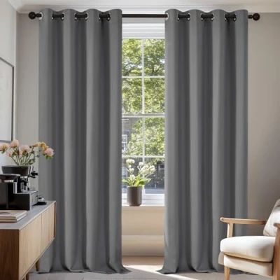 Afbeelding van Deconovo Thermisch Geïsoleerde Verduisterende Gordijnen, voor woonkamer en slaapkamer, modern ontwerp met oogjes, 140 x 290 cm (breedte hoogte), lichtgrijs, 2 stuks