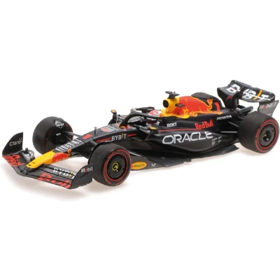 Afbeelding van Minichamps 110230101 Red Bul Racing RB19 Max Verstappen Winner Bahrein GP World Champion 2023 schaal 1:18 automodel