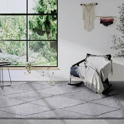 Afbeelding van Vloerkleed Perrotin Licht 160x235 cm Grijs 123vloerkleed.nl is de online webshop voor vloerkleden en woonaccessoires.