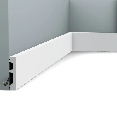 Afbeelding van plint Orac Decor SX157 AXXENT SQUARE multifunctionele wandlijst sierlijst modern design wit 2 m